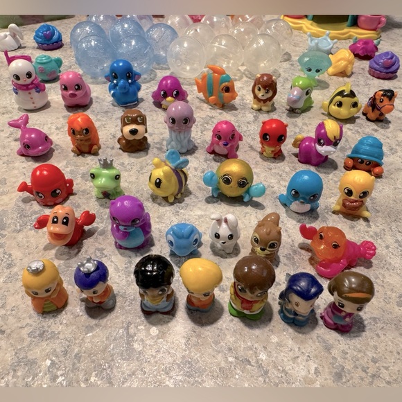 Squinkies HUGE Lot of 65 Pieces Like-New - Picture 2 of 4